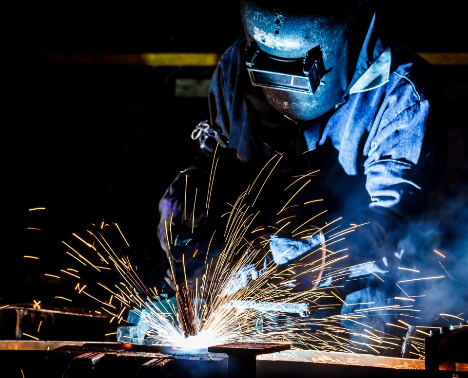 pixta_84765294_M-960x777